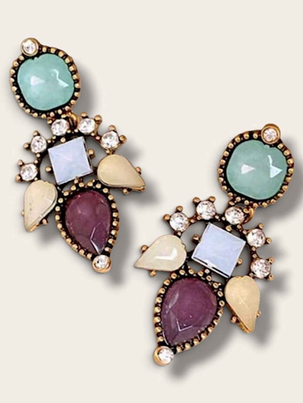 Antique gold tone bohemian dangle cluster earrings; nwot